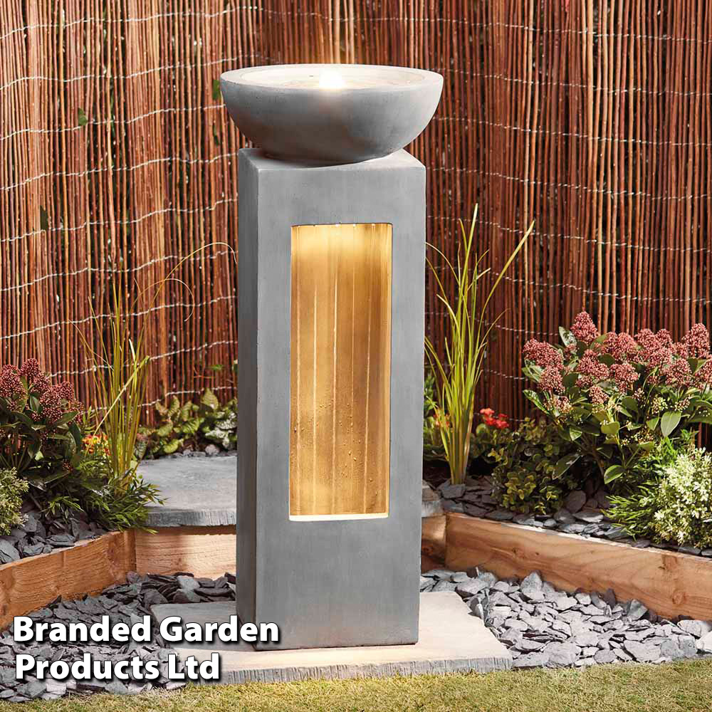 Serenity Garda Water Feature at Suttons