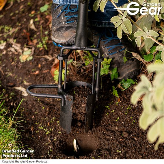 Garden Gear - Long Handle Bulb Planter