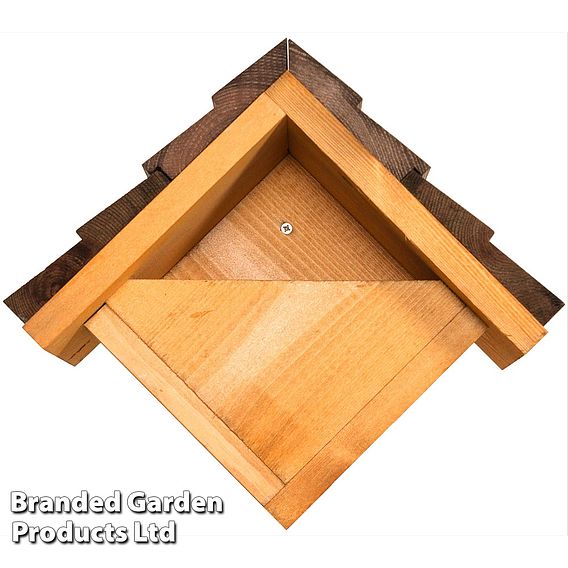 Robin Nest Box with Shingle Roof